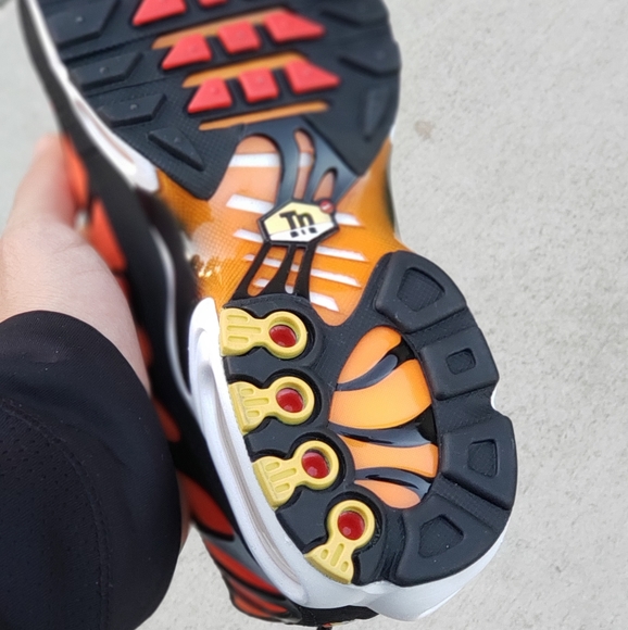 NIKE AIR MAX TN PLUS Sunset Women's 6 New - Picture 6 of 6